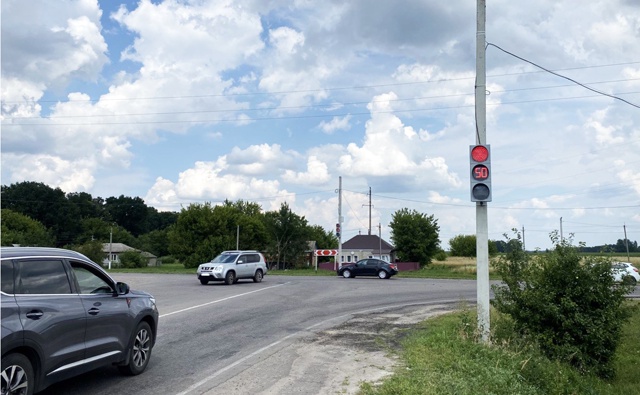 Светофор зажёг зелёный свет: в районном центре заработал долгожданный регулировщик движения..