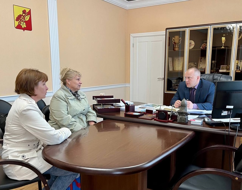 Сегодня Павел Чибисов провел приём граждан по личным вопросам..