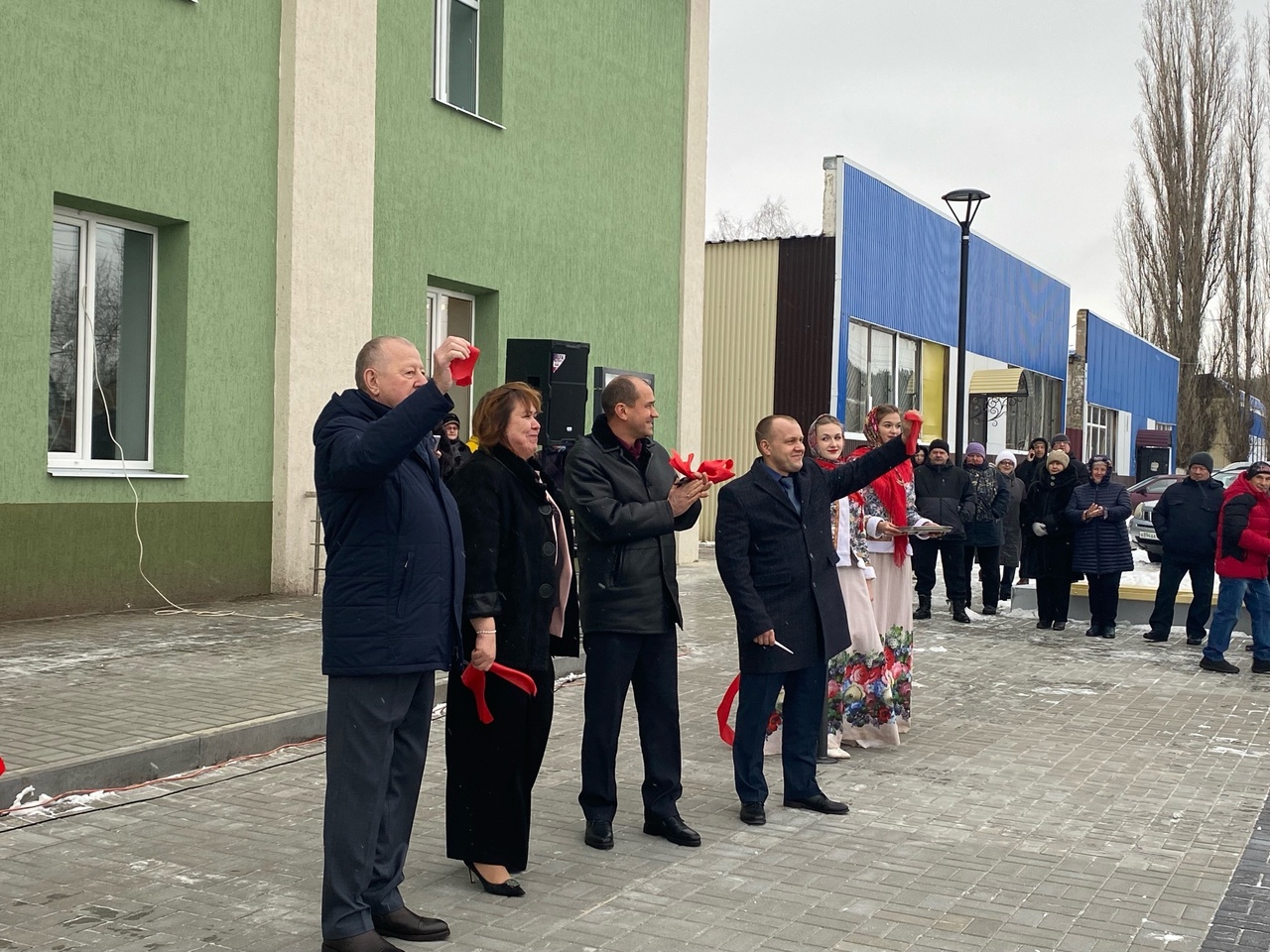 В Есипово торжественно открыли Дом культуры после ремонта.