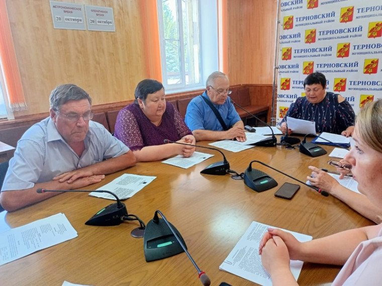 Прошло заседание постоянной комиссии по бюджету, налогам, финансам и предпринимательству. Прошло заседание постоянной комиссии по бюджету, налогам, финансам и предпринимательству.
