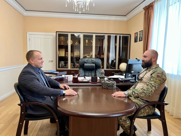 Встреча с атаманом станицы Терновской СЮ ХПКО "СДКВ" Вячеславом Деевым. Встреча с атаманом станицы Терновской СЮ ХПКО "СДКВ" Вячеславом Деевым.