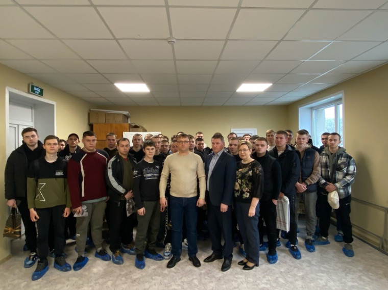 5 апреля в Терновском районе отметили день призывника.. 5 апреля в Терновском районе отметили день призывника..